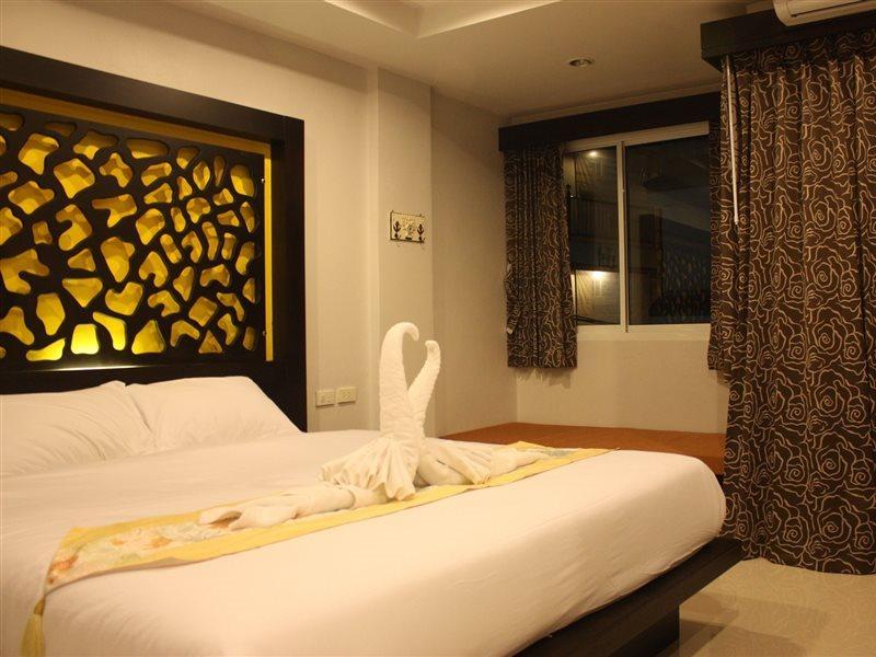 The Silk Hill Hotel Patong Eksteriør billede