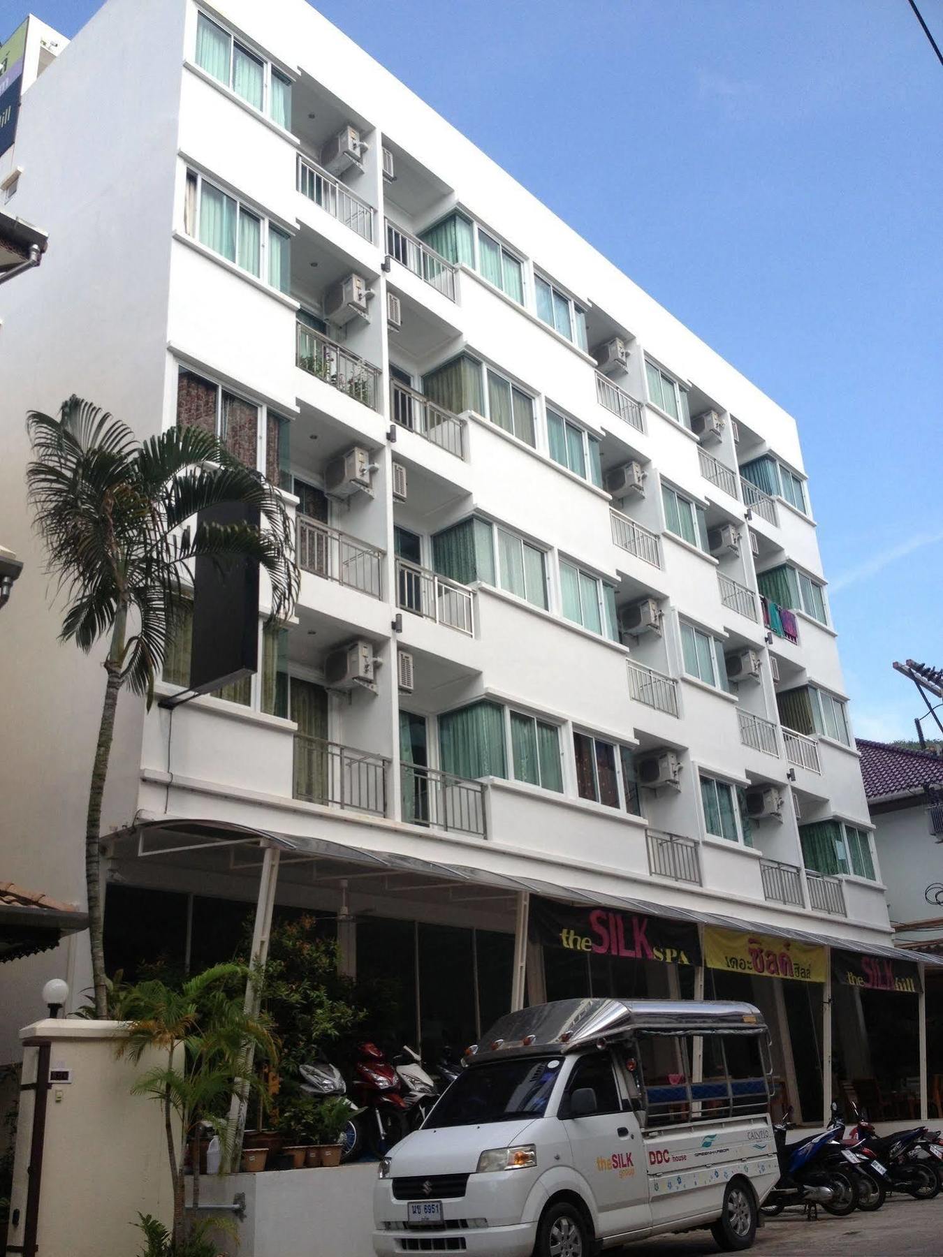 The Silk Hill Hotel Patong Eksteriør billede